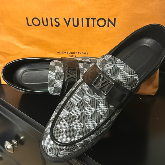 Louis Vuitton Other - Louis Vuitton Beaubong loafers